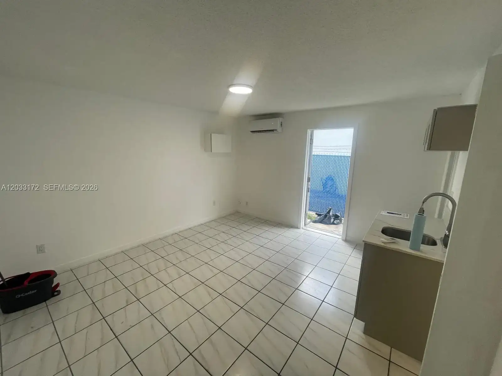 1717 NW 16th St # B, Miami FL 33125 photo 3