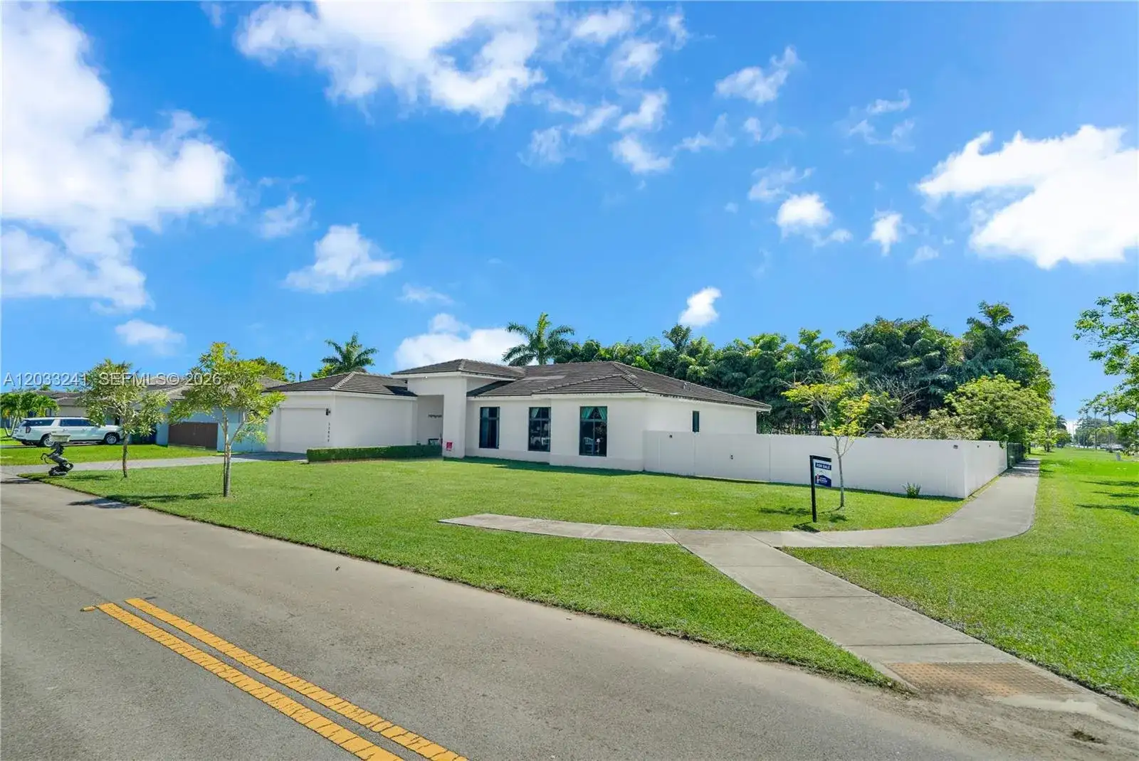 32008 SW 199th Pl, Homestead FL 33030 photo 3