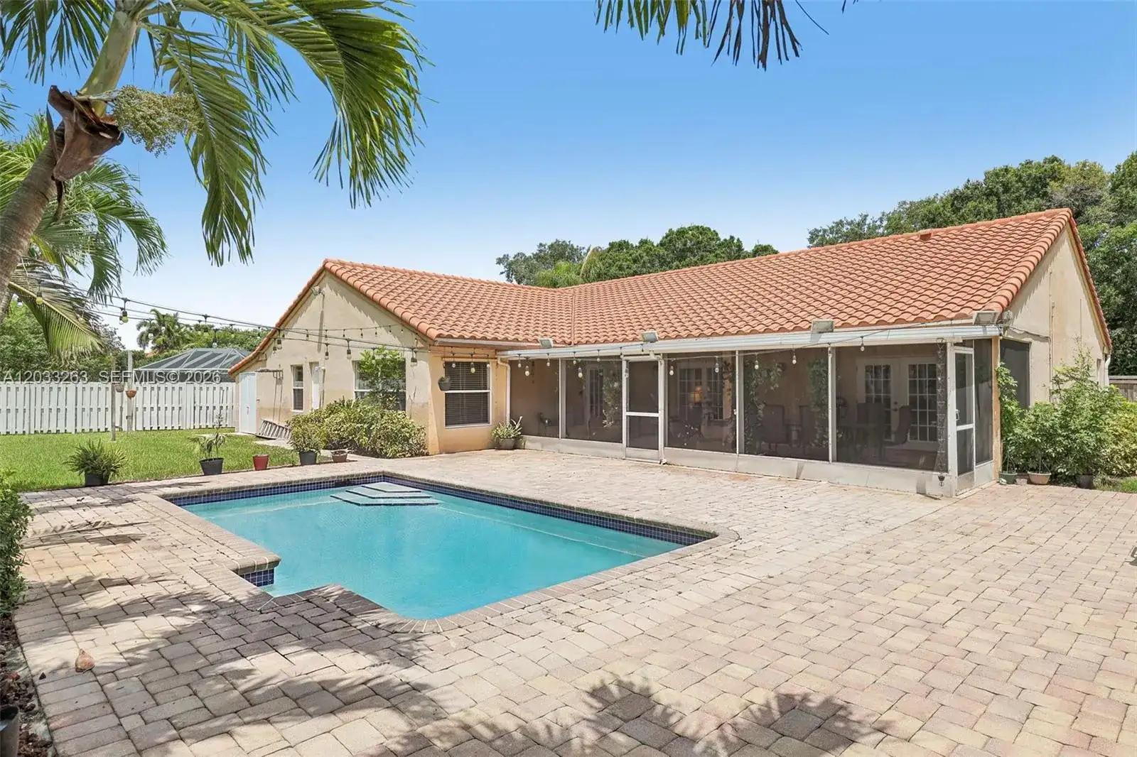 13100 NW 11th Dr, Sunrise FL 33323 photo 4