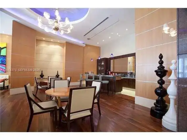 253 NE 2nd St # 509, Miami FL 33132 photo 3