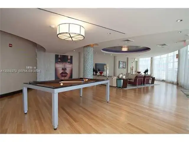 253 NE 2nd St # 509, Miami FL 33132 photo 4