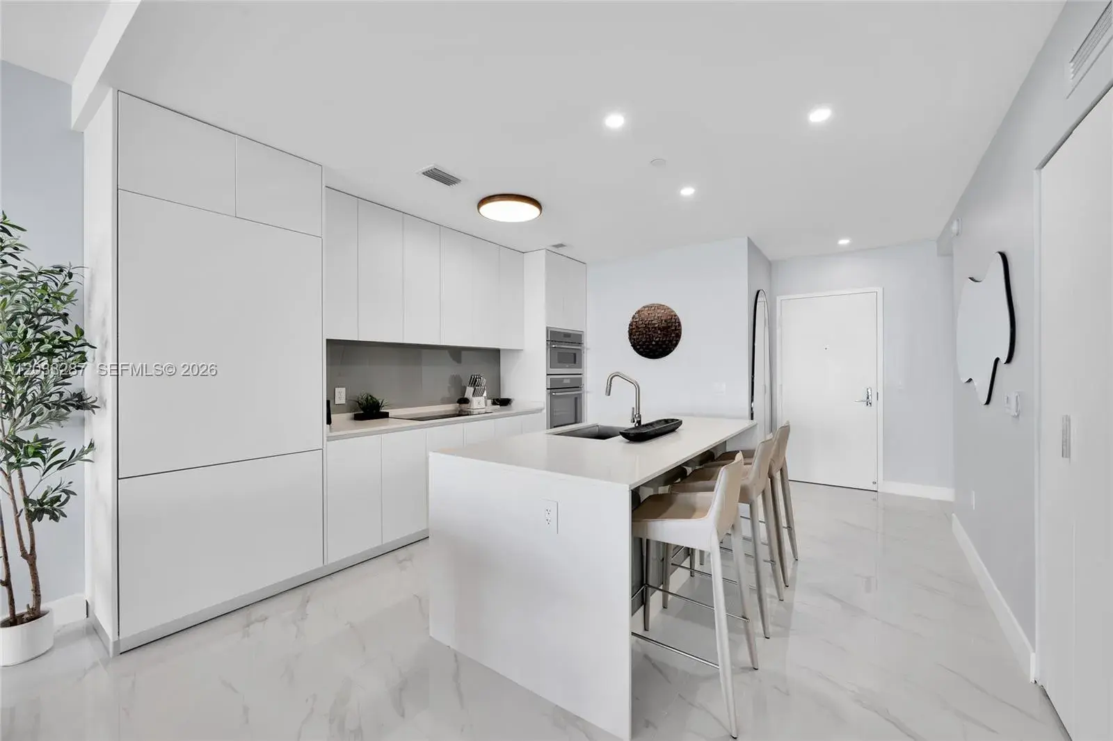 700 NE 24th St # 5306, Miami FL 33137
