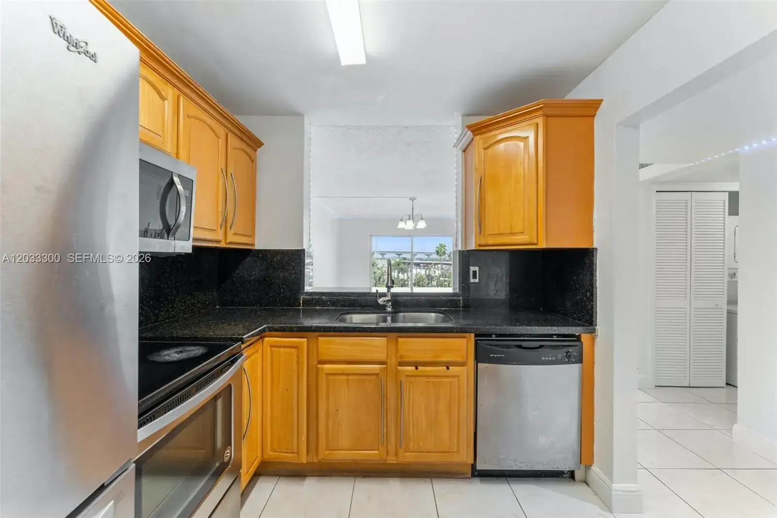 482 NW 165th St Rd # 605, Miami FL 33169 photo 3