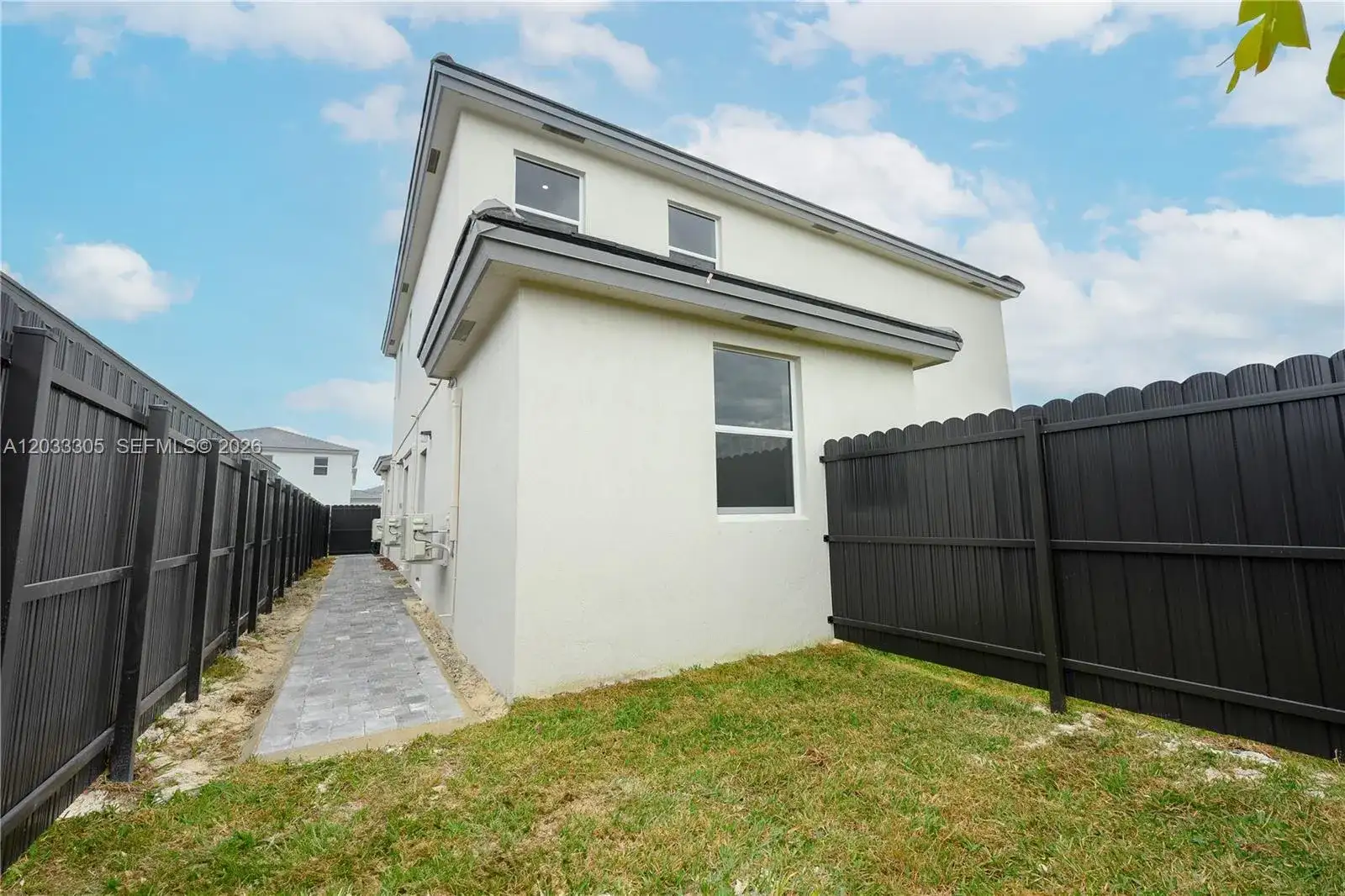 18690 SW 136th Ct # 3, Miami FL 33177 photo 2