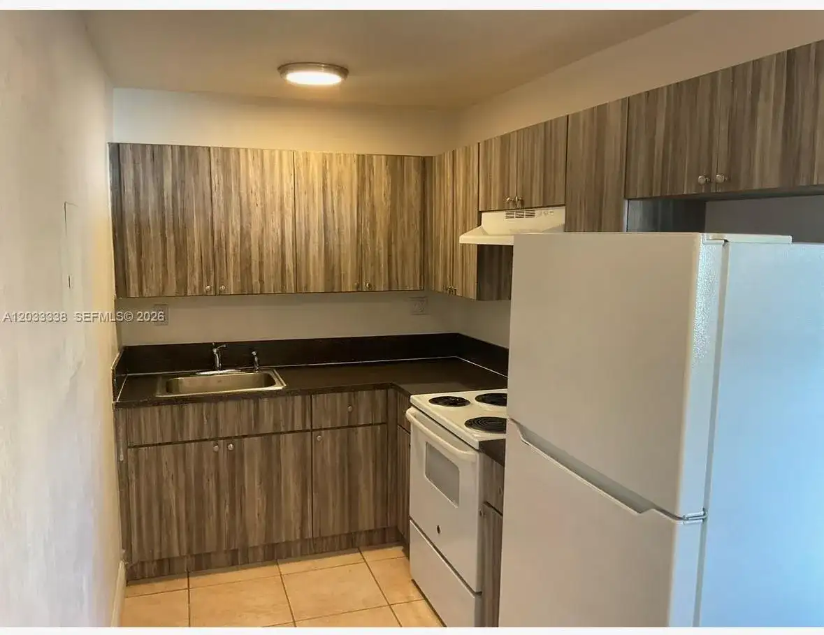 6780 SW 44th St # 2, Miami FL 33155 photo 4