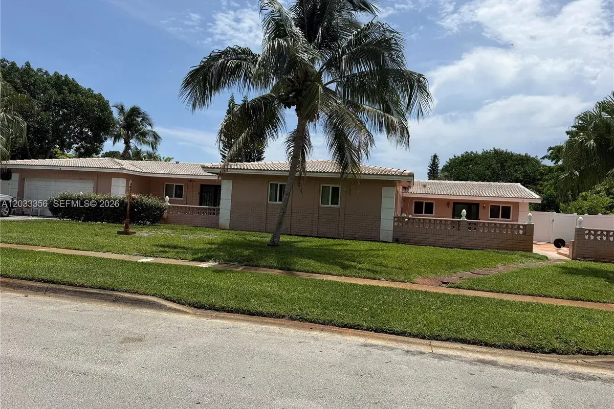 300 SW 68th Ave, Margate FL 33068
