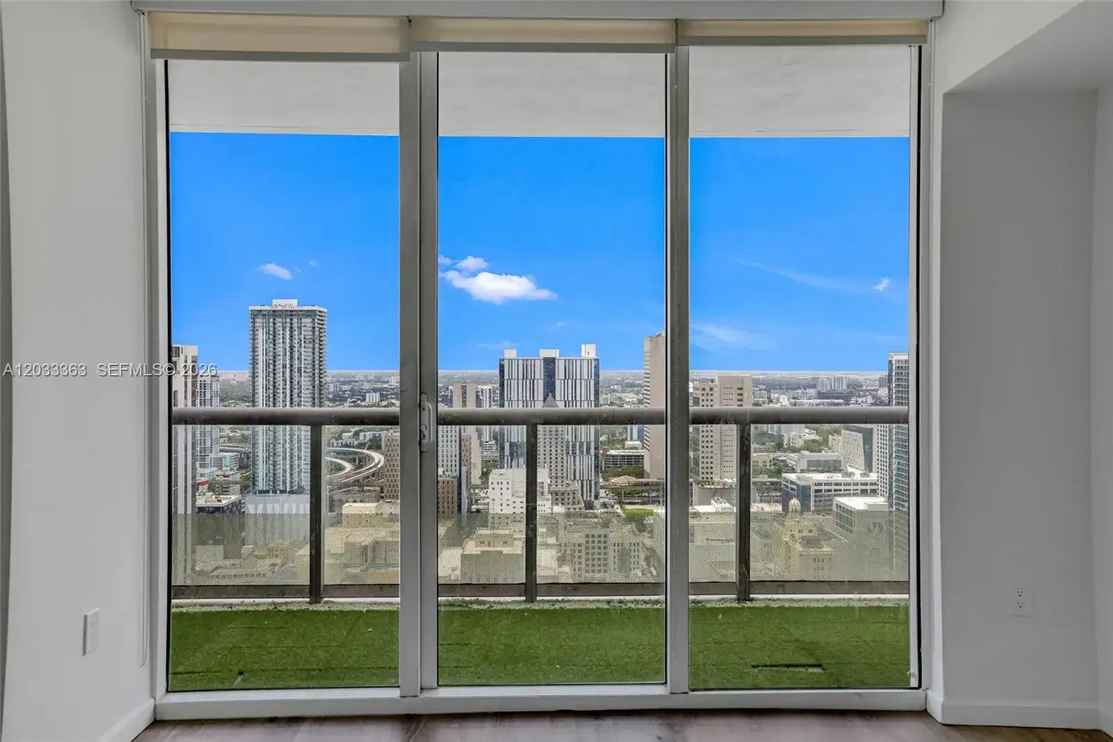 50 Biscayne Blvd # 4307, Miami FL 33132 photo 4