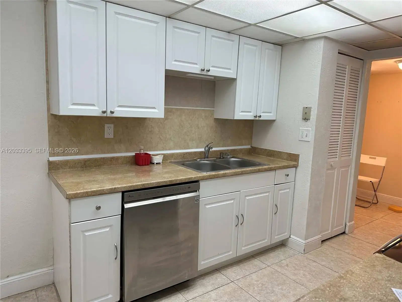 400 Commodore Dr # 308, Plantation FL 33325 photo 3