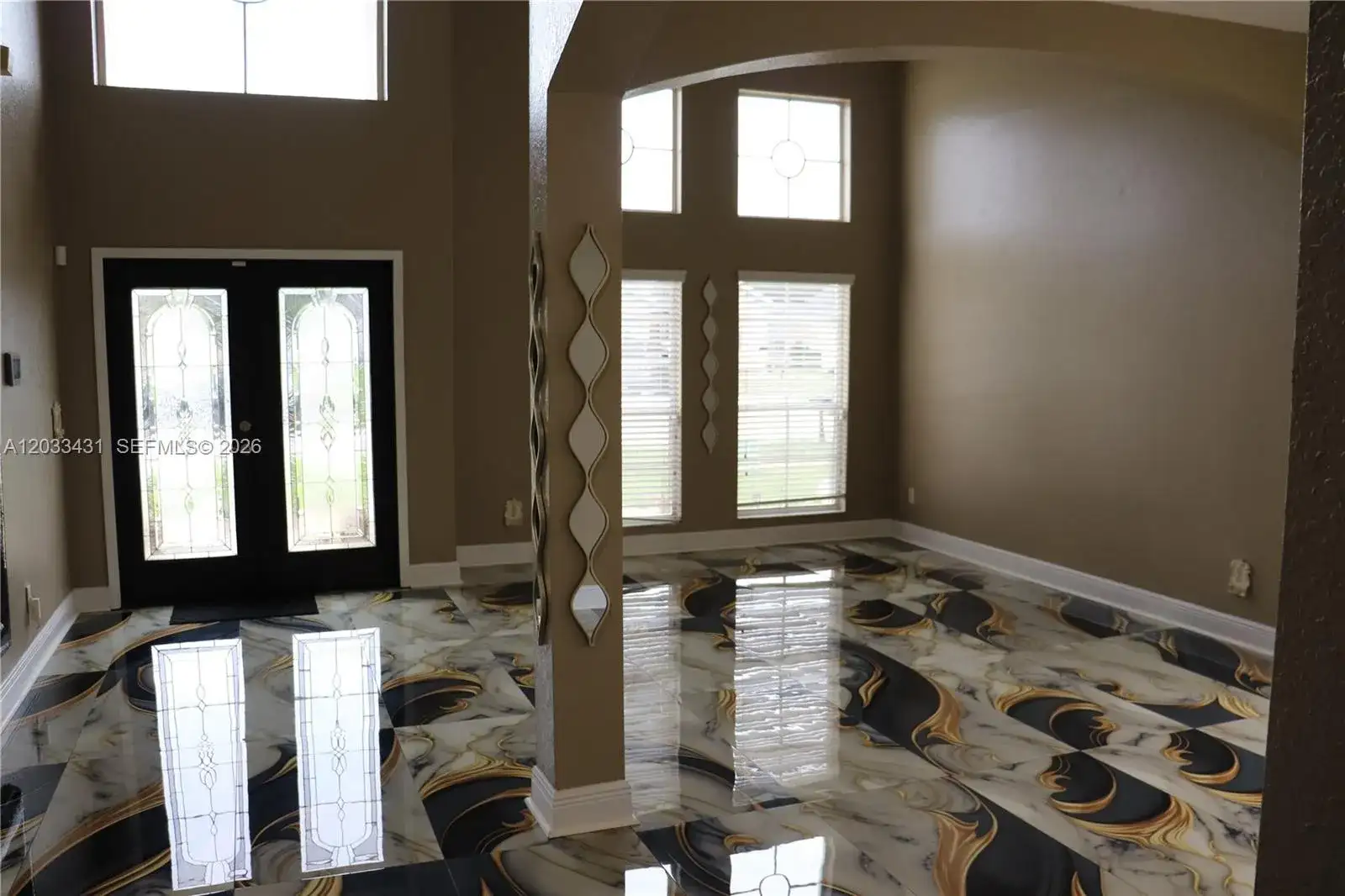 664 Oxford Drive, Other City - In The State Of Florida FL 33897 photo 4