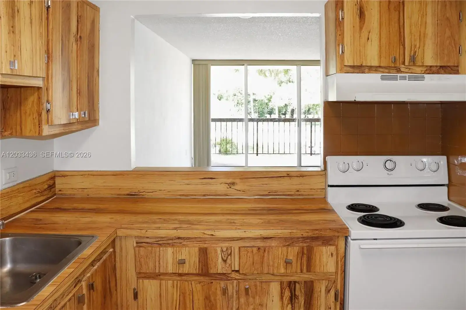 10425 SW 112th Ave # 204, Miami FL 33176 photo 4
