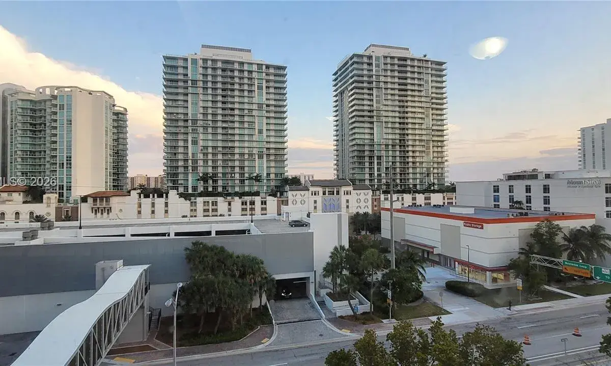 16909 N Bay Rd # 815, Sunny Isles Beach FL 33160
