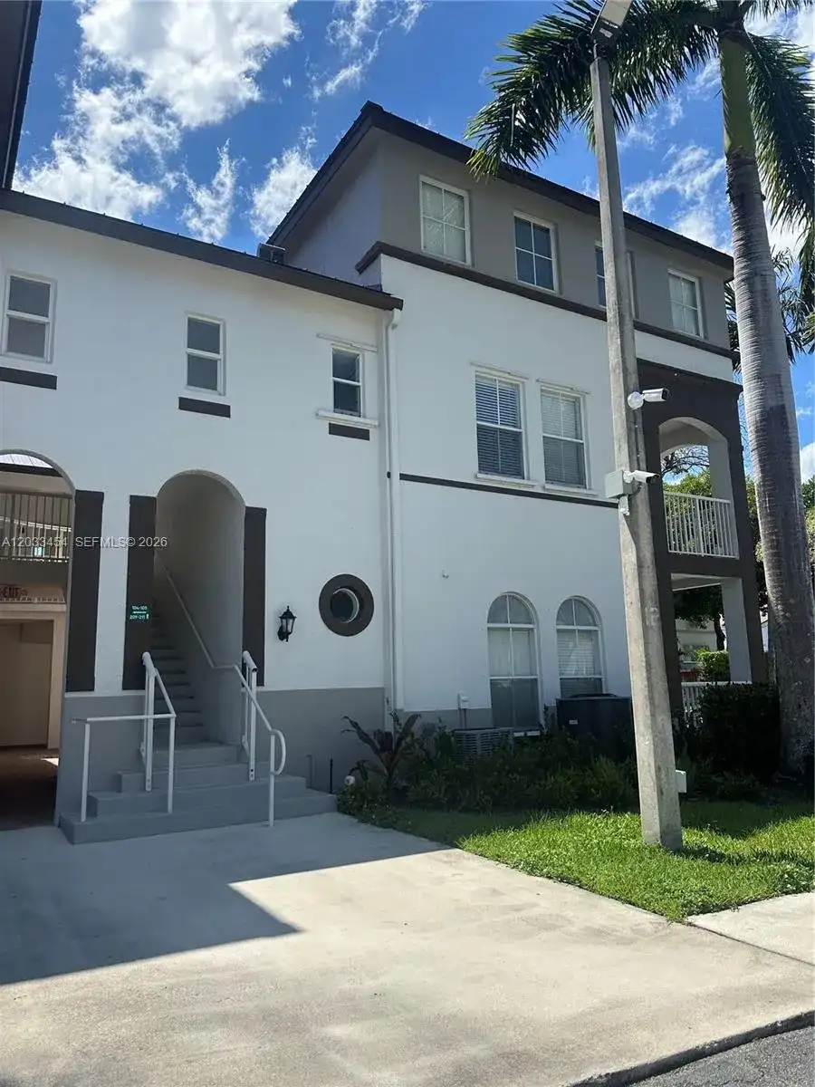 4311 SW 160th Ave # 105, Miramar FL 33027