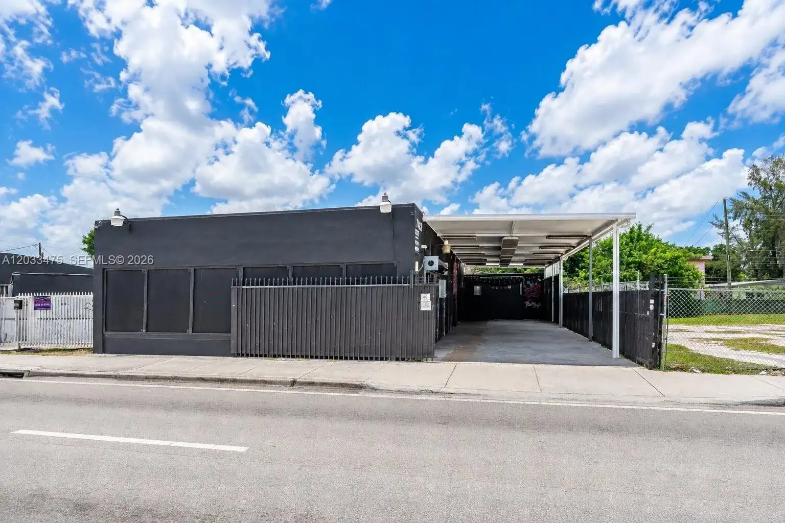 7025 NW 7th Ave, Miami FL 33150 photo 2