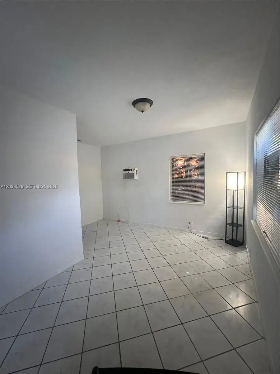 1060 NW 116th St # 4, Miami FL 33168 photo 2