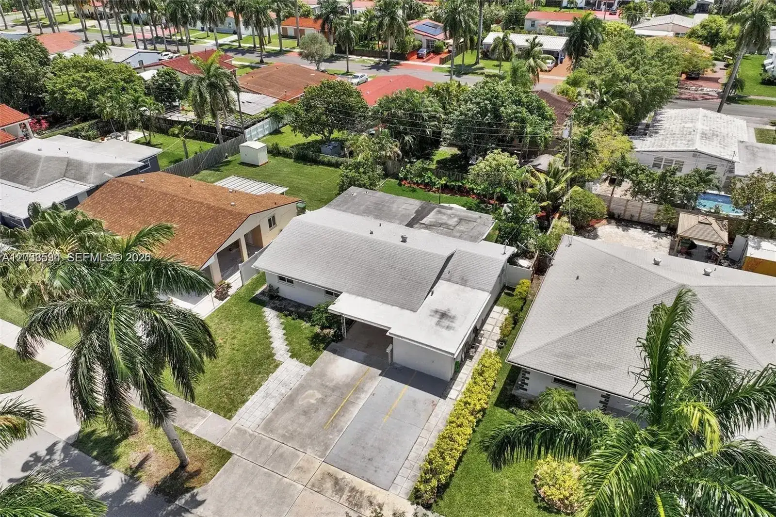 814 NE 4th St, Hallandale Beach FL 33009 photo 5
