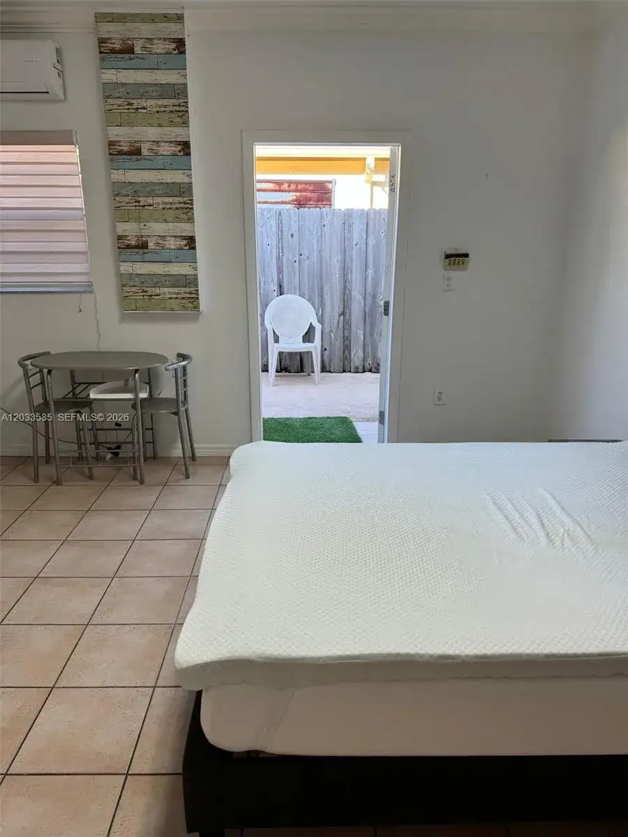 15336 SW 172nd Ter, Miami FL 33187 photo 2
