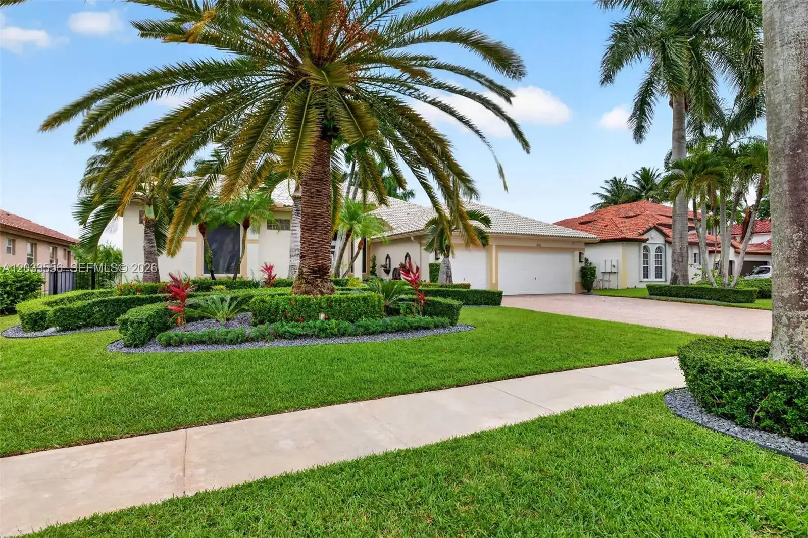18611 SW 39th St, Miramar FL 33029 photo 2