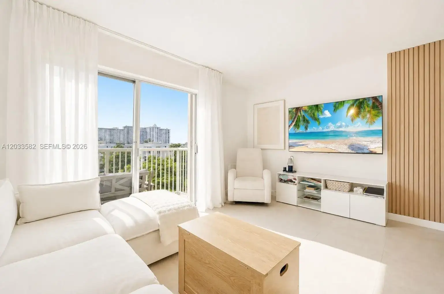 17800 Atlantic Blvd, Sunny Isles Beach FL 33160 photo 3