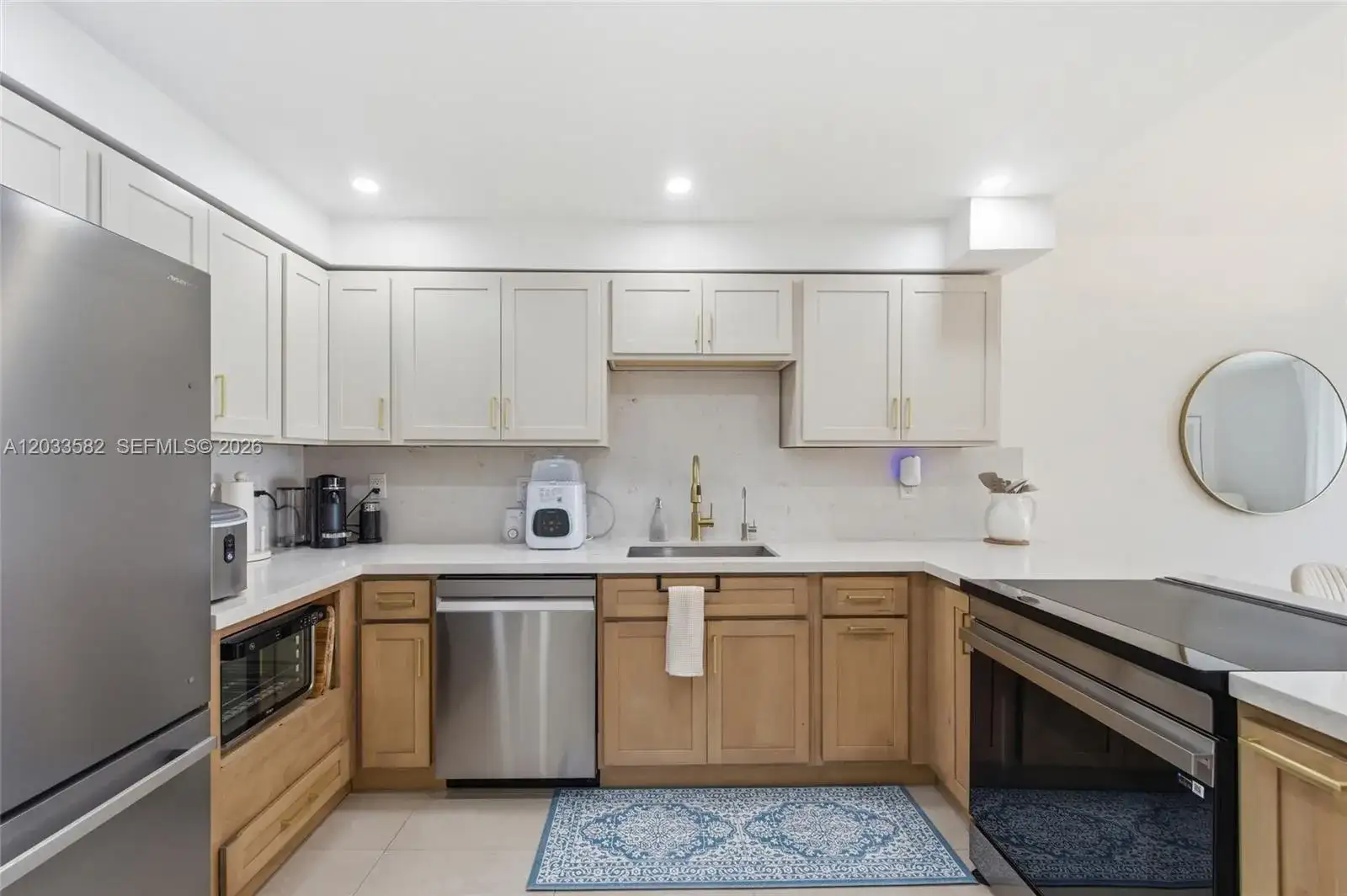 17800 Atlantic Blvd, Sunny Isles Beach FL 33160 photo 4