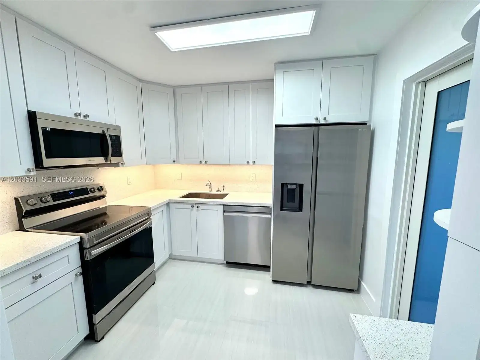 105-107 NE 30th Ct # 107, Wilton Manors FL 33334 photo 4