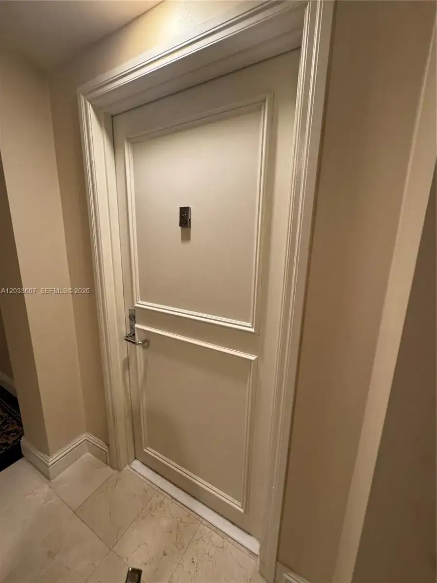 3530 Mystic Pointe Dr # 1907, Aventura FL 33180 photo 4
