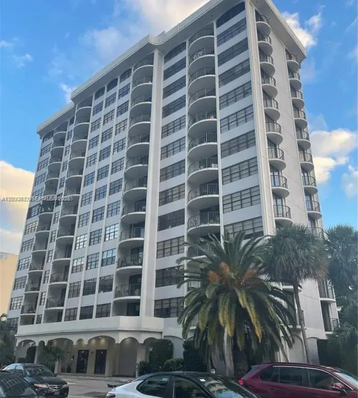 66 N Valencia Ave, Coral Gables FL 33134