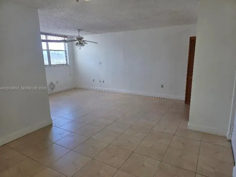 9411 SW 4th St # 303, Miami FL 33174