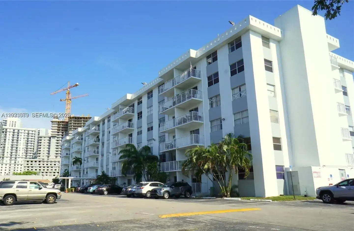 16465 NE 22nd Ave # 206, North Miami Beach FL 33160