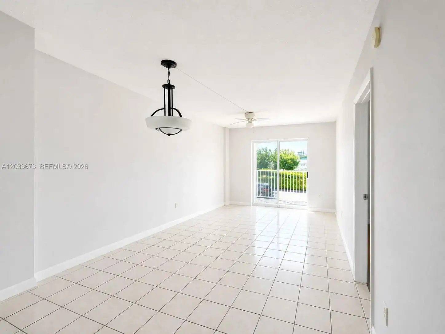16465 NE 22nd Ave # 206, North Miami Beach FL 33160 photo 2