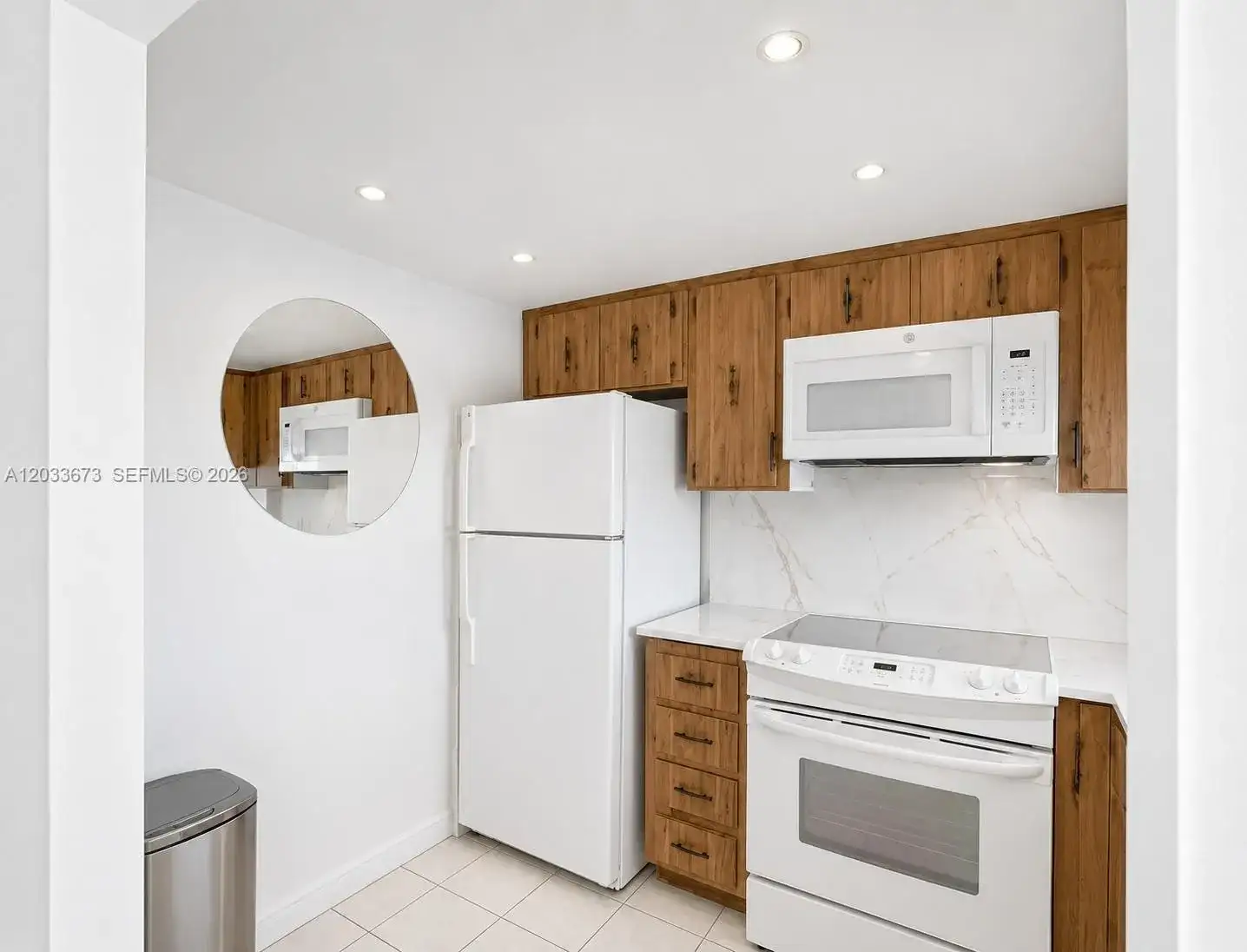 16465 NE 22nd Ave # 206, North Miami Beach FL 33160 photo 3