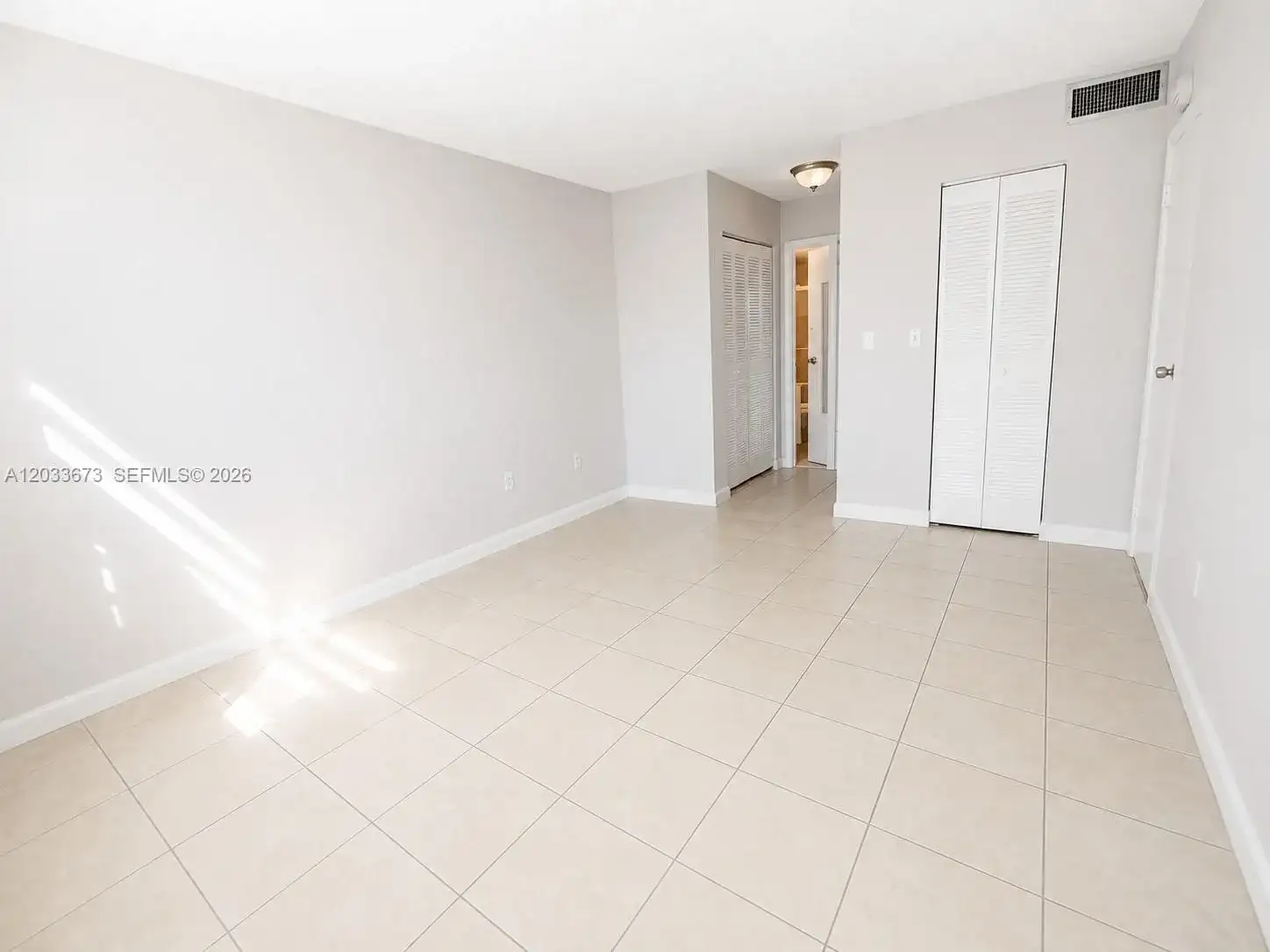 16465 NE 22nd Ave # 206, North Miami Beach FL 33160 photo 5