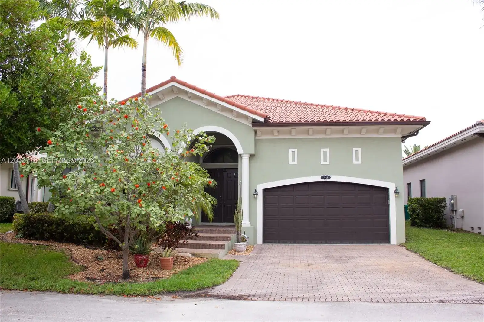 7645 SW 193rd Ln, Cutler Bay FL 33157 photo 2