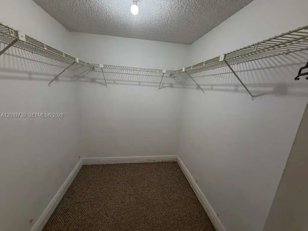 140 Lakeview Dr # 211, Weston FL 33326 photo 5