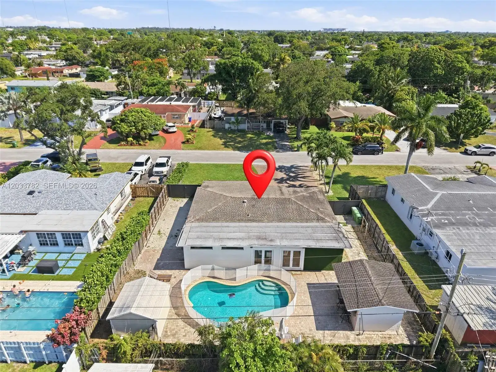 7151 SW 14th St, Pembroke Pines FL 33023