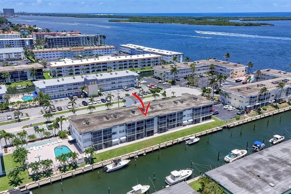 112 Doolen Ct # 306, North Palm Beach FL 33408