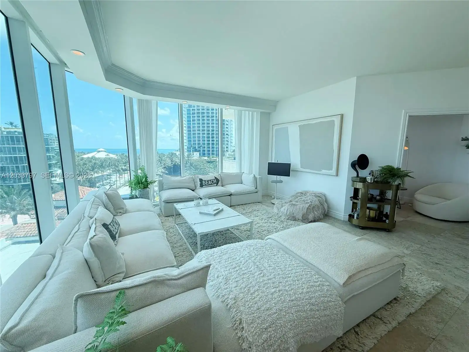 300 S Pointe Dr # 705, Miami Beach FL 33139 photo 5