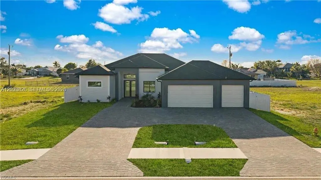 628 CHIQUITA BLVD N, Cape Coral FL 33993