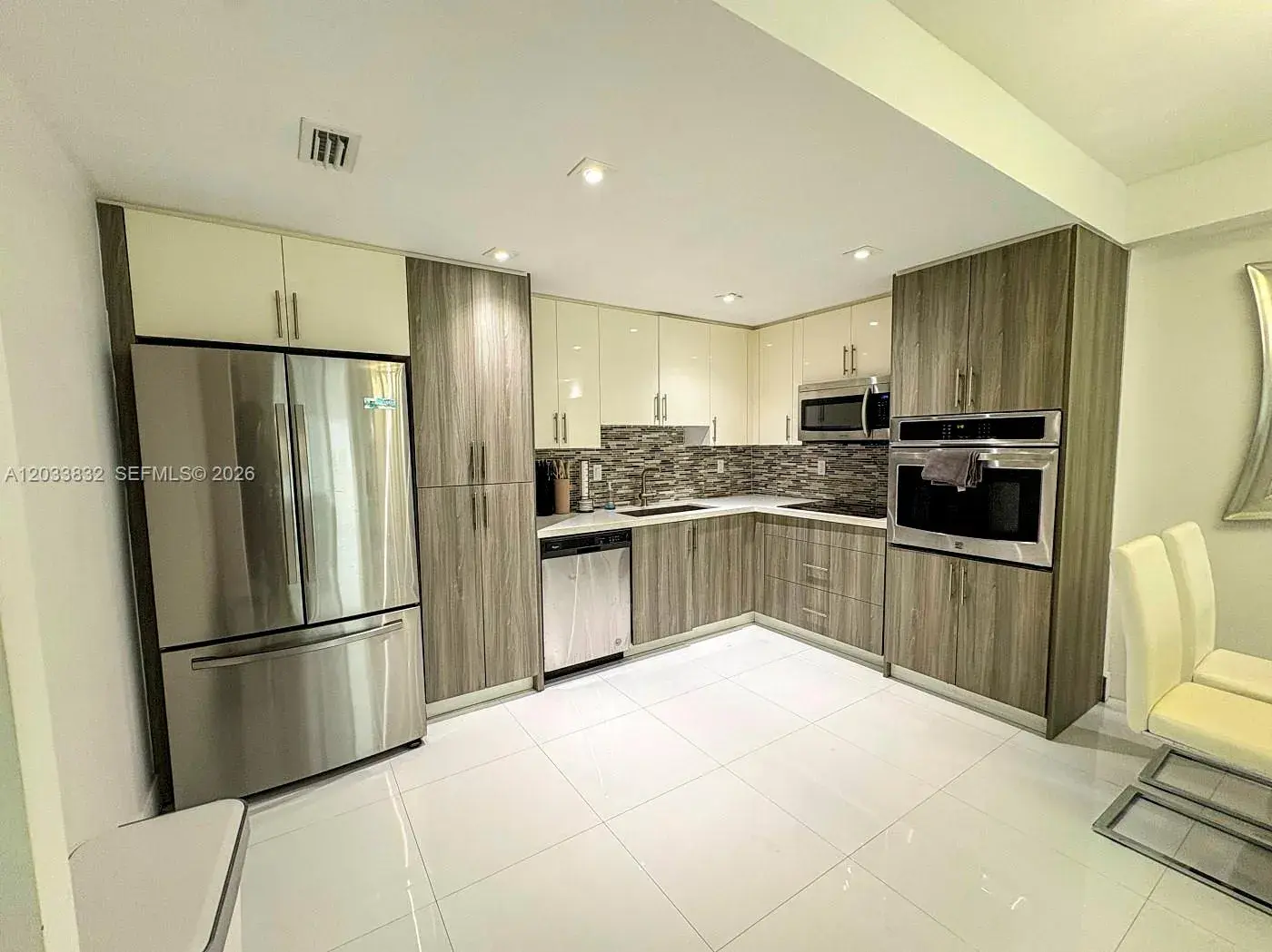 19380 Collins Ave # 827, Sunny Isles Beach FL 33160