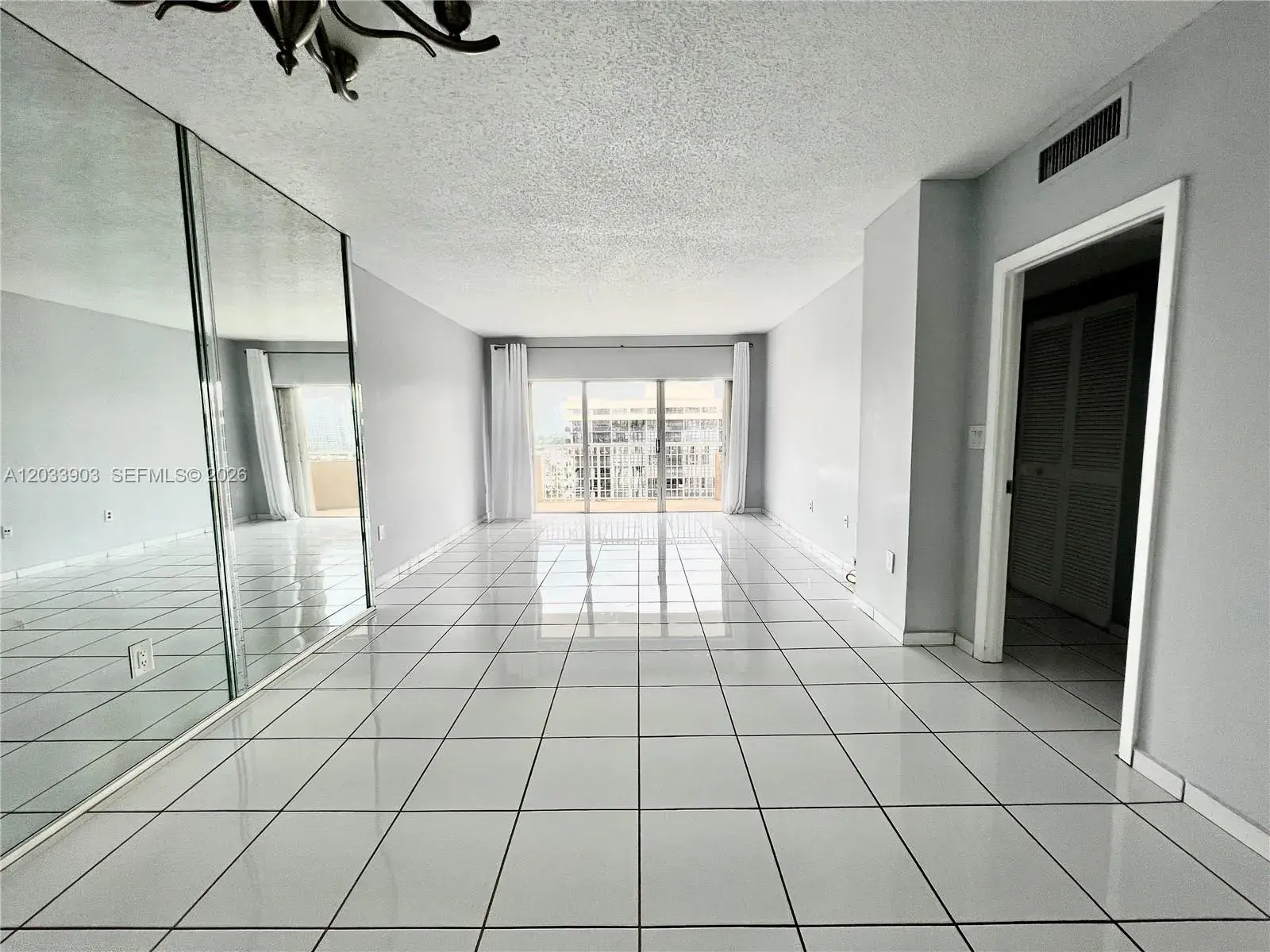 1985 S Ocean Dr # 12N, Hallandale Beach FL 33009