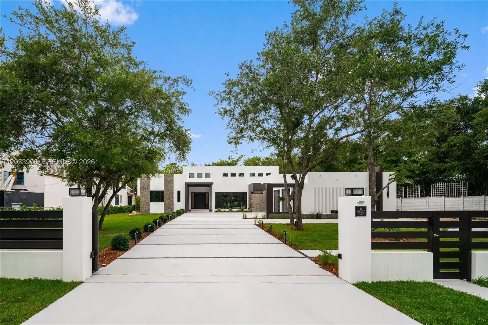 6200 SW 83 Av, Miami FL 33143 photo 2