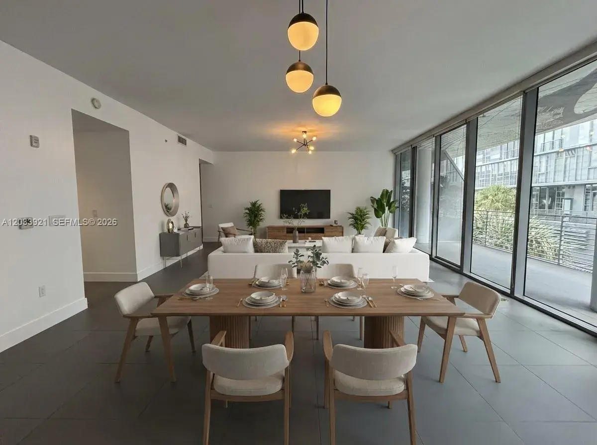 250 NW 24th St # 3C, Miami FL 33127