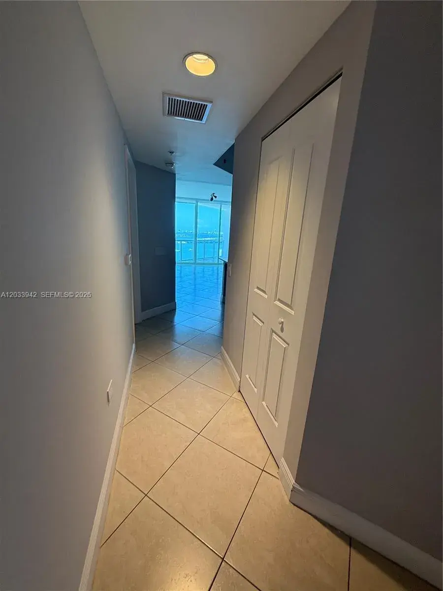 480 NE 30th St # 1504, Miami FL 33137