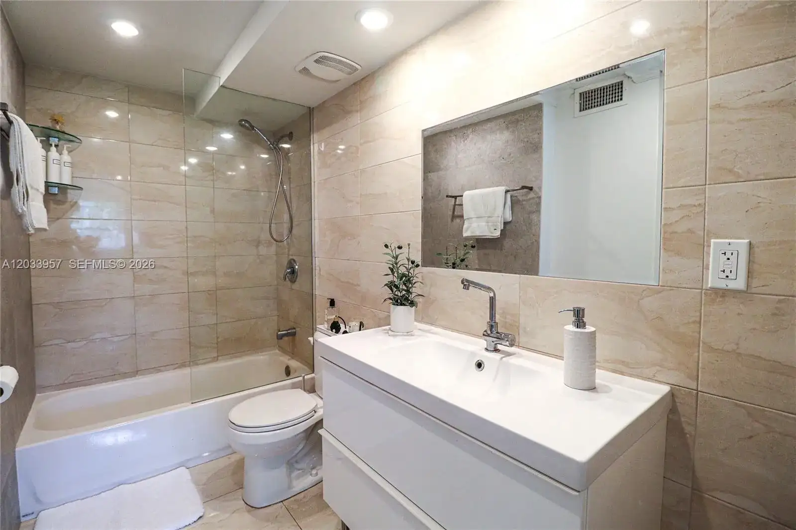 7797 Golf Circle Drive # 208J, Margate FL 33063 photo 5