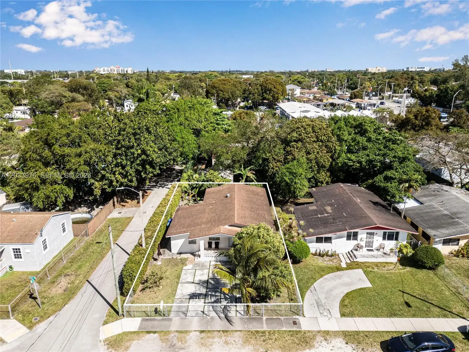 1243 NW 42nd St, Miami FL 33142 photo 3