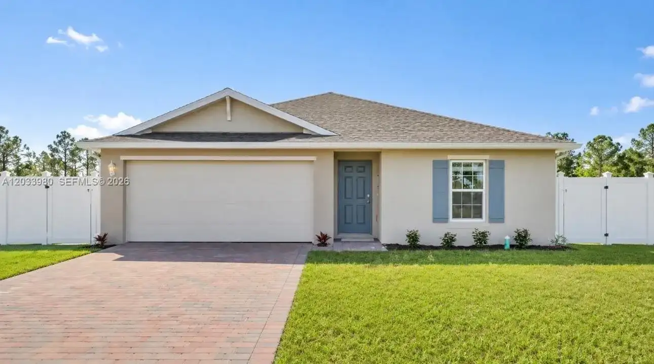 8030 OLIVE CIRCLE, La Belle FL 33935