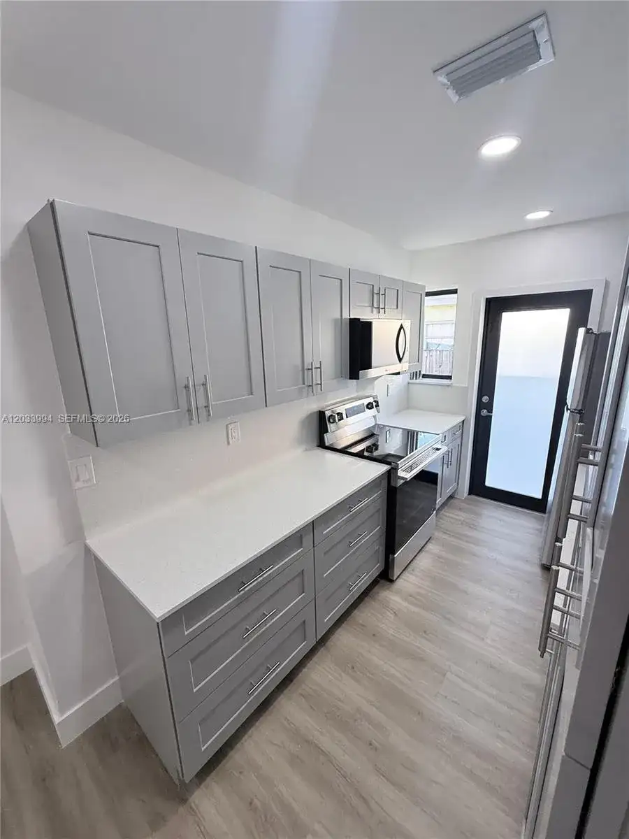 2080 NE 172nd St # A, North Miami Beach FL 33162 photo 5