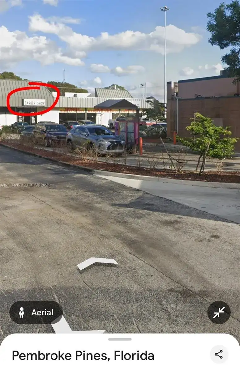 pines blvd pines blvd, Pembroke Pines FL 33024 photo 4