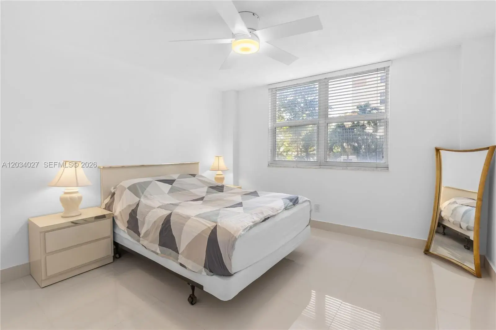 1849 S Ocean Dr # 212, Hallandale Beach FL 33009