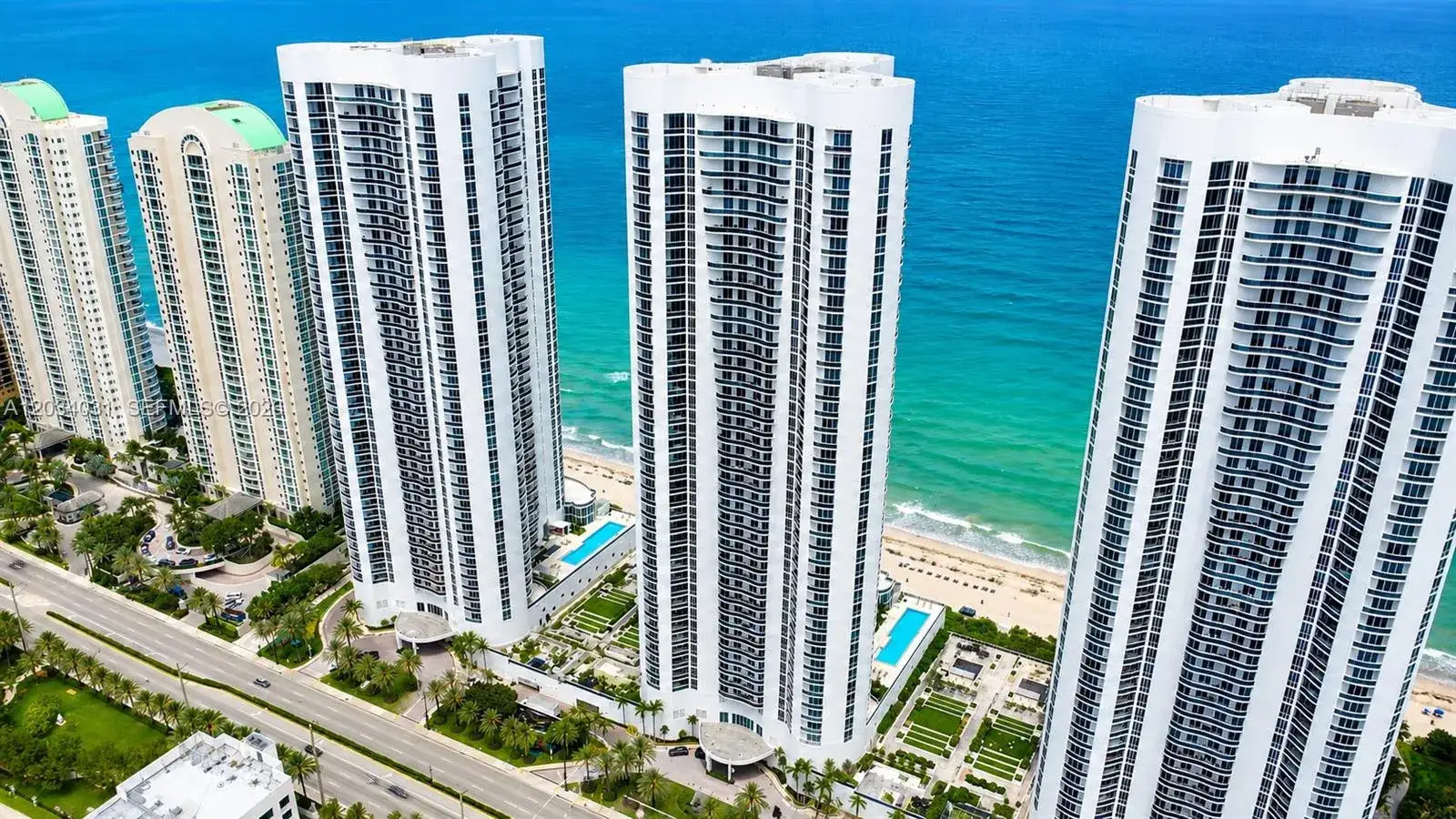 15901 Collins Ave # 403, Sunny Isles Beach FL 33160