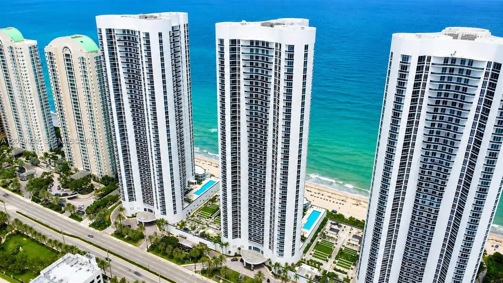 15901 Collins Ave # 403, Sunny Isles Beach FL 33160
